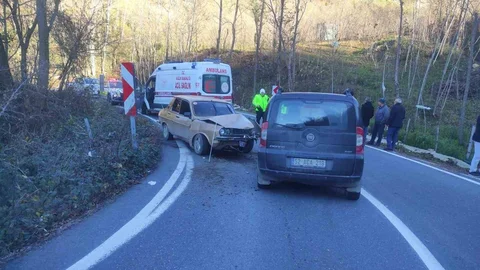 Ordu'da Trafik Kazası: 3 Yaralı