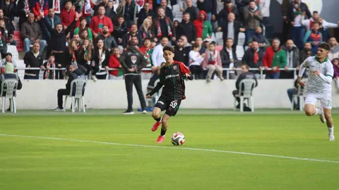 Karşıyakalı Adem Yeşilyurt'a Milli Davet Geldi