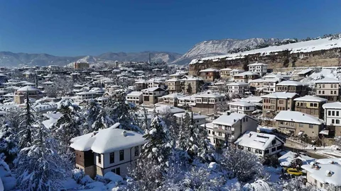 Karabük'te Kar Manzarası ve Tarihi Güzellikler