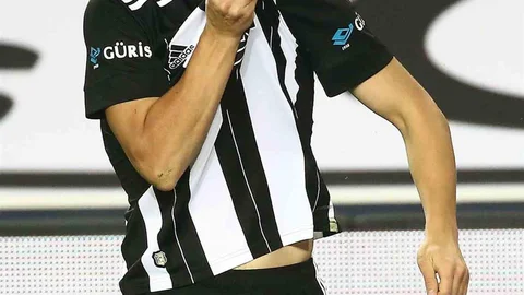 Necip Uysal'dan Duygusal Veda Mesajı