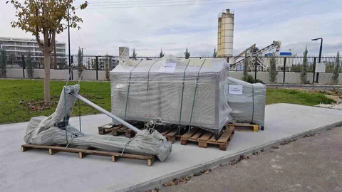 Emine Erdoğan KKTC’ye Kompost Makinesi Hediye Etti