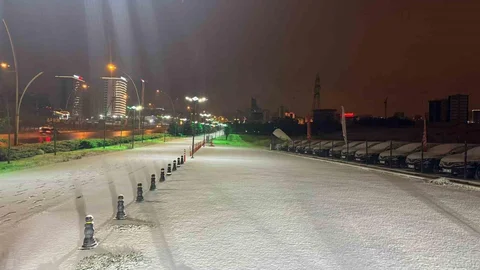 Ankara'da Etkili Kar Yağışı