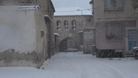 Kilis'te Kar Yağışı Güzellik Yarattı