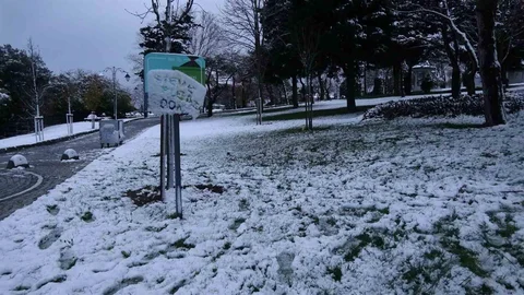 İstanbul'da Beklenen Kar Yağışı Başladı