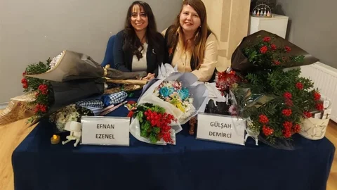 Duyguların Rengi: İki Akademisyenden Şiir Üzerine