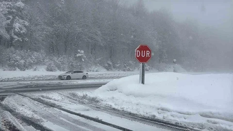 Bolu Dağı'nda Tekrar Kar Yağışı Başladı