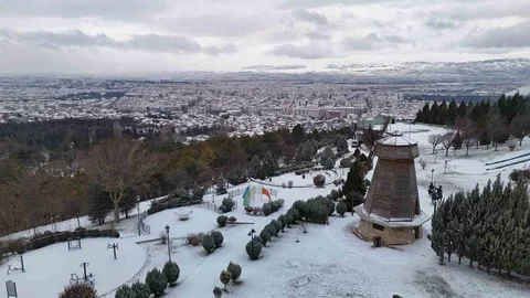 Yılın Son Karı Eskişehir’i Beyaza Bürüdü