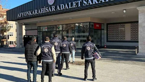 Afyonkarahisar'da Düzensiz Göçmen Operasyonu