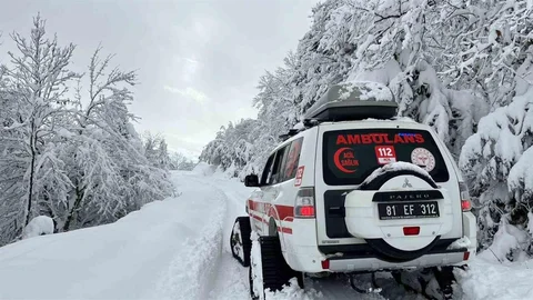 Düzce'de Paletli Ambulans İle Yardım