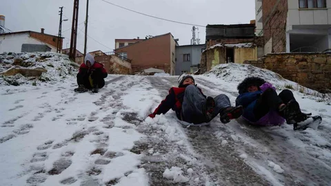 Bayburt'ta Sıcaklık Eksi 18 Dereceyi Gördü