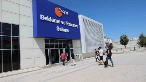 ÖSYM 2025 Yılında 8 Milyon Adaya Hizmet Verdi