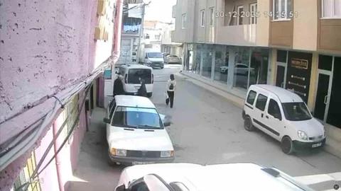 Bursa'da Ekmek Kamyoneti Kazası