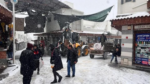 Çermik'te Yol Açma Çalışmaları Başladı