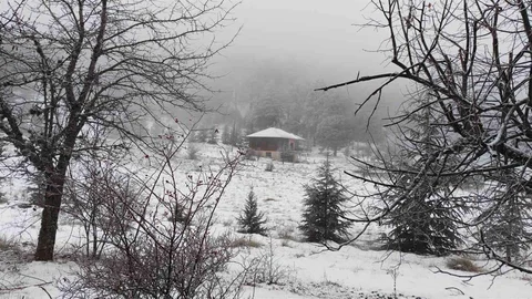 Manisa'nın Yüksek Kesimlerinde Kar Görüntüleri