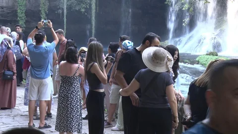 Düden Şelalesi 2025'te 900 Bin Ziyaretçi Ağırladı