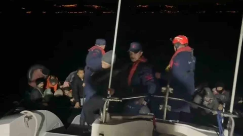 Çanakkale Ayvacık’ta 30 Kaçak Göçmen Yakalandı