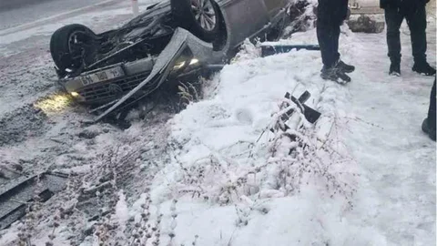 Nevşehir'de Kontrolden Çıkan Araç Takla Attı