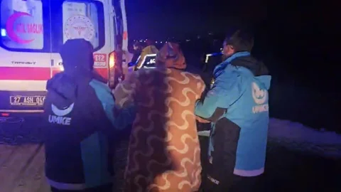 Gaziantep'te Doğum Sancısı Olan Kadına UMKE Müdahalesi