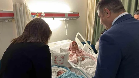 Düzce'de Yılın Son ve İlk Bebeği Dünyaya Geldi