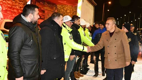 Ardahan'da Vali Çiçek'ten Yeni Yıl Ziyareti