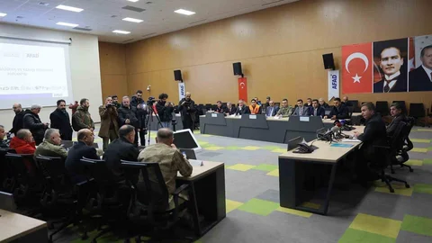 Erzincan'da Kış ve Yılbaşı Tedbirleri Alındı