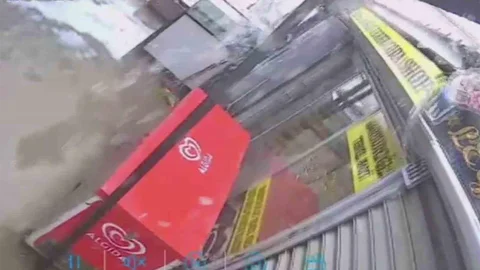 Hatay'da Çatı Çökmesi Korku Yarattı