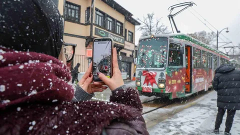 Bursa'da Nostaljik Tramvay Coşkusu