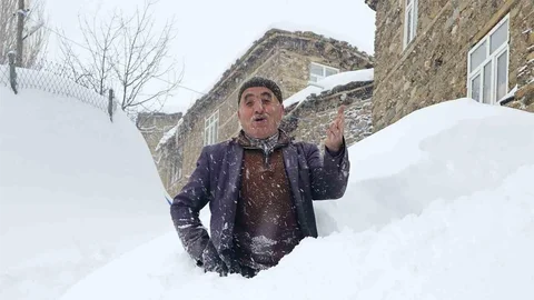 Bahçesaray'da Yol Sorunu Devam Ediyor