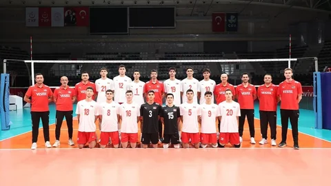 Türkiye U18 Erkek Voleybol Takımı Ankara'da Kampa Girdi