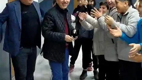 Samsun'da Emekliye Ayrılan Öğretmene Veda Töreni