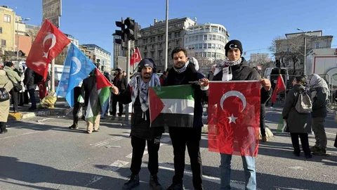 İstanbul'da Filistin Yürüyüşü Gerçekleşti
