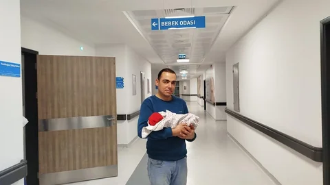 Niğde'de Yeni Yılın İlk Bebeği Dünyaya Geldi