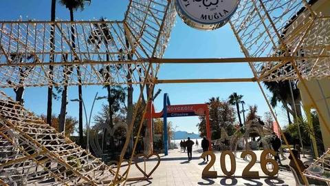 Köyceğiz Yeni Yıla Güneşle Girdi