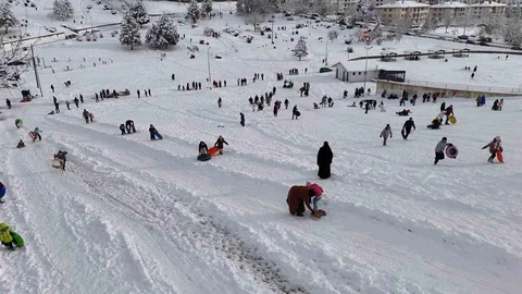 Düzce Bahçeşehir Bölgesi Kış Keyfi Sunuyor