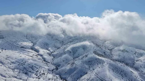 Kırıkkale Dinek Dağı'nda Kış Manzarası