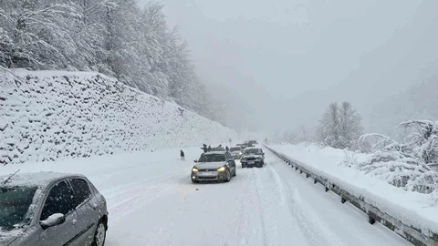 Zonguldak’ta Kar Yağışı Nedeniyle Çalışmalar Sürüyor