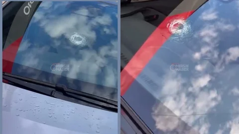 Yorgun Mermi Otomobili Vurdu: Kuvayi Milliye Caddesi'nde Yorgun Mermi Park Halindeki Otomobilin Camını Deldi