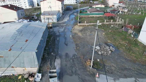 Arnavutköy'de İSKİ Çalışması Sorun Yarattı