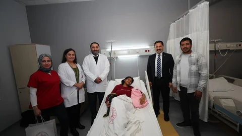 Hatay'da Yılın İlk Bebeği Doğdu