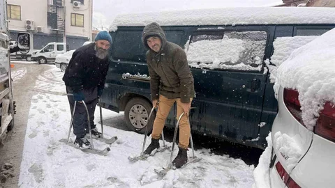Kardeşlerin Tokat'ta Kayak Macerası