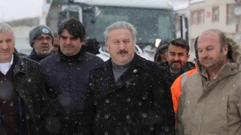 Kayseri'de Karla Mücadele Çalışmaları Sürüyor