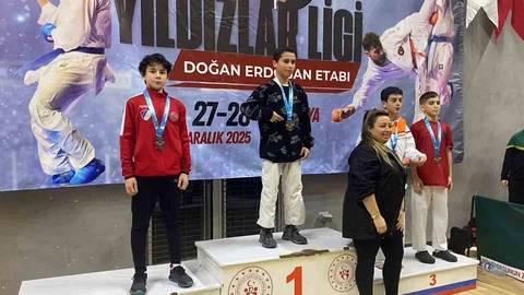 Düzce'den Karateciler Büyük Başarı ile Döndü