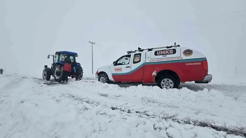 Diyarbakır'da Evde Doğum Kurtarıldı