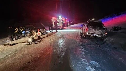 Bilecik'te Trafik Kazası: 3 Yaralı