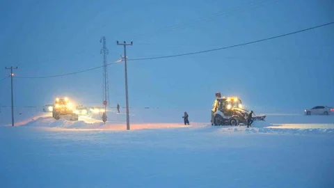 Muş'ta 368 Köy Yolu Kapandı