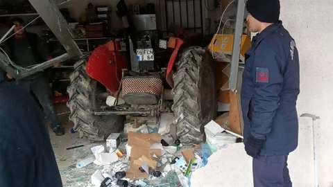 Bilecik'te Traktör Kazası