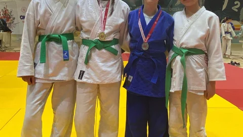 Salihli'nin Judocuları İl Birinciliğinde Başarı Elde Etti