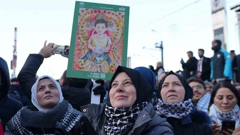 TÜRGEV, İstanbul'da Filistin İçin Yürüyüş Düzenledi