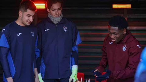 Trabzonspor'un İlk Antrenmanı Gerçekleşti