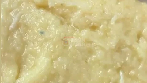 Halk Sağlığı Yerlerde! Erdemli'de Tüketici Şok Oldu: Zincir Marketten Alınan Peynir Helvası Küflü Çıktı!